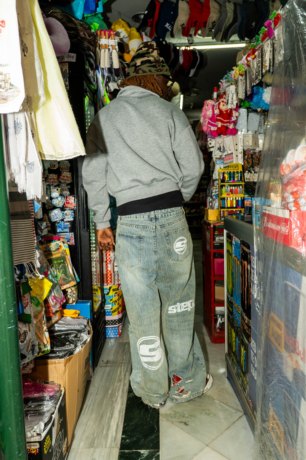 ⁠Stepout wash distressed Denim jeans